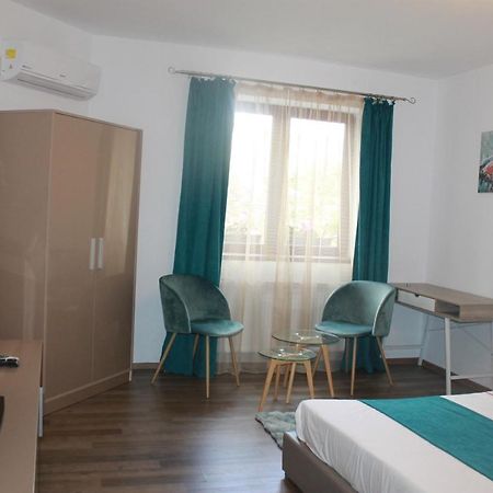 Studio Turquoise Victoria Bukarest Kültér fotó