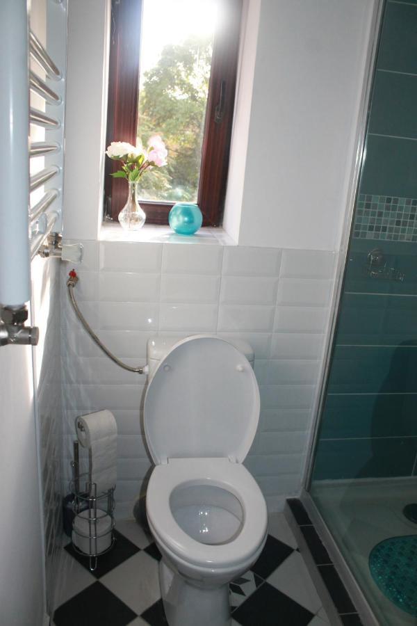 Studio Turquoise Victoria Bukarest Kültér fotó