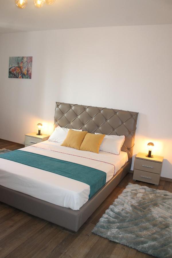 Studio Turquoise Victoria Bukarest Kültér fotó